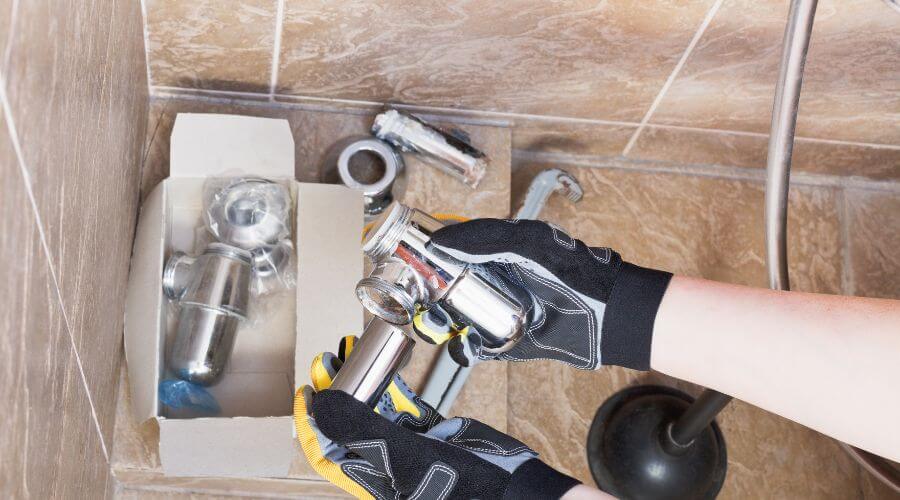 Professional gutter cleaning in Lamar, AR